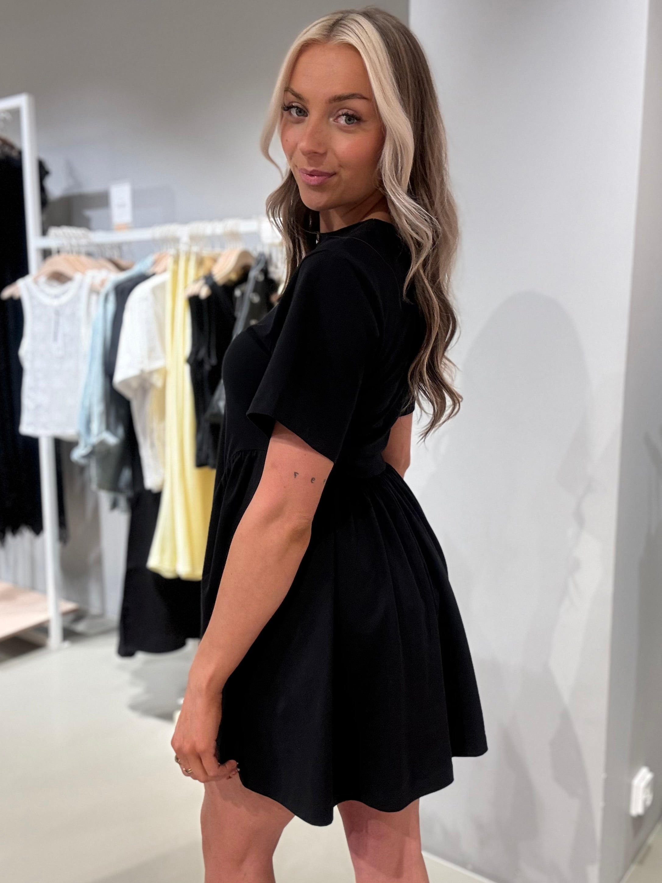 NMFILIPA Short Dress - Black